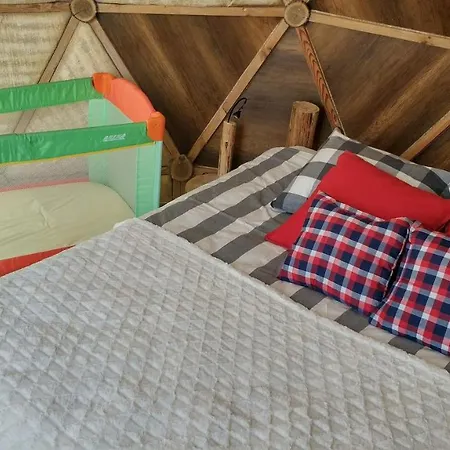 Campismo de Luxo Igloo In The Woods - New, Warm And Inspiring *